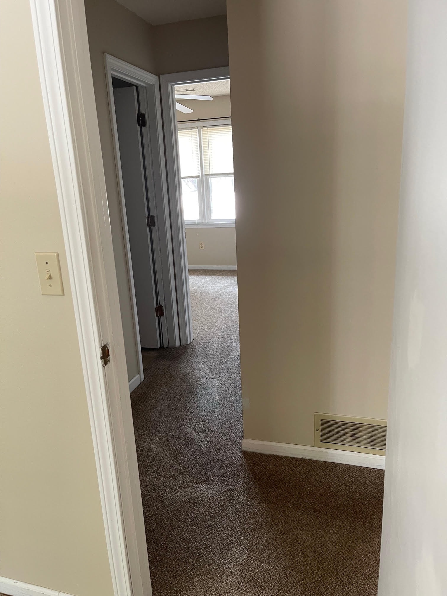 210 Green St Apt 1 Clinton MO 4.jpg